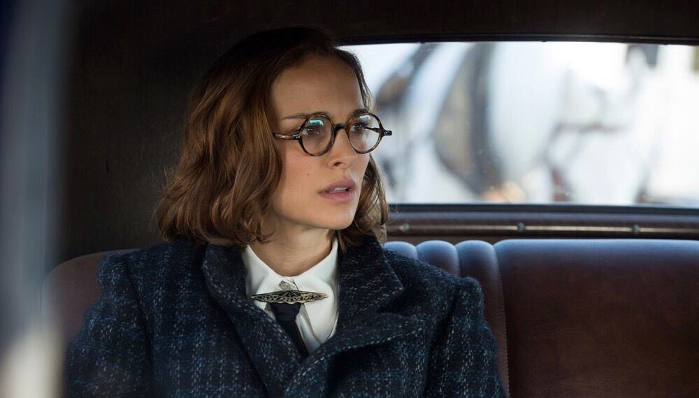 NatPortmanLove's tweet photo. New still of Natalie in "Planetarium". #NataliePortman https://t.co/wgKf1If3cc