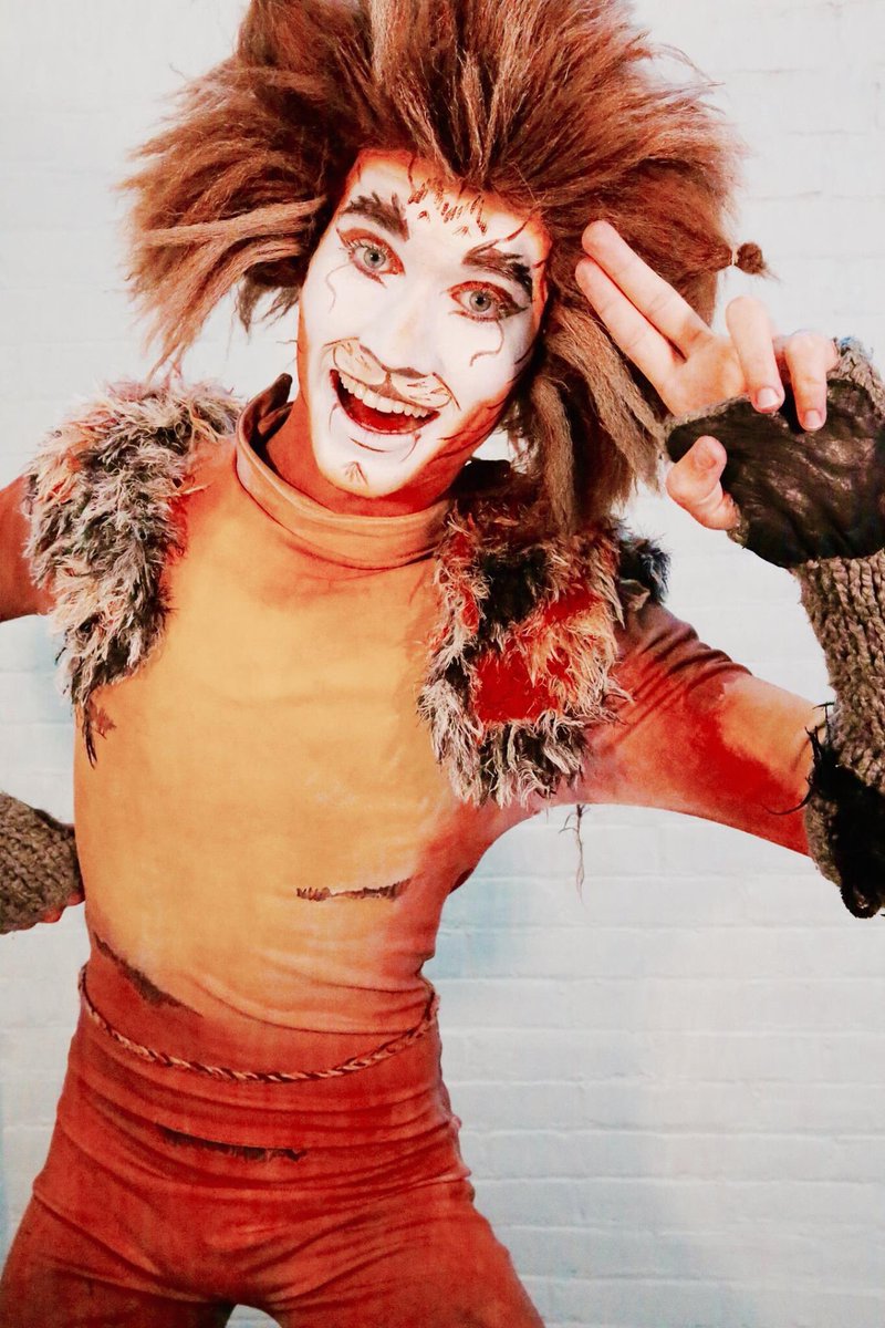 nitty_hall's tweet photo. CATS OPENS FRIDAY!!! DON'T MISS IT!!! https://t.co/Cosc1rKUpr https://t.co/hVNJMu0rje