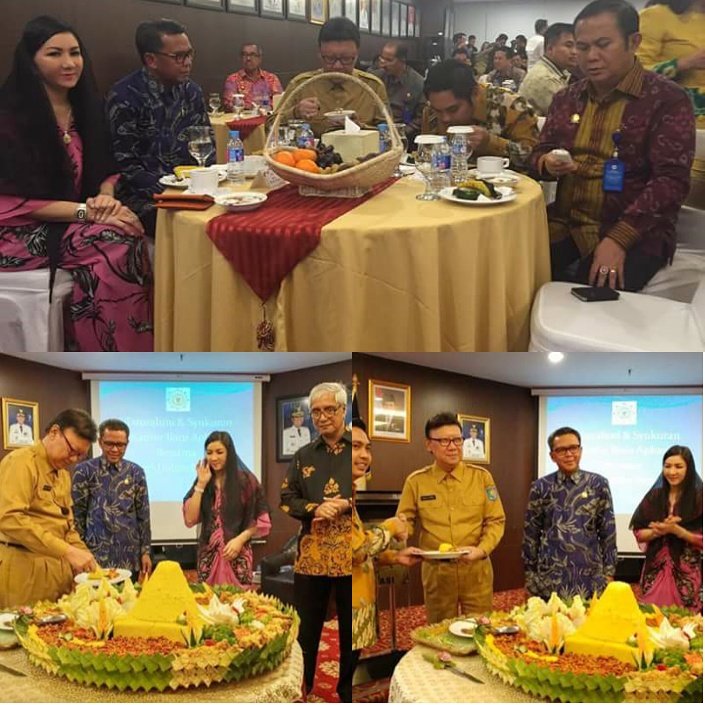 kawanrita's tweet photo. @ritawow_1973  Buka Bersama dan Peresmian Sektetariat APKASI bersama Mendagri dan bupati se-Indonesia #kawanrita https://t.co/xnpXJh6ewB