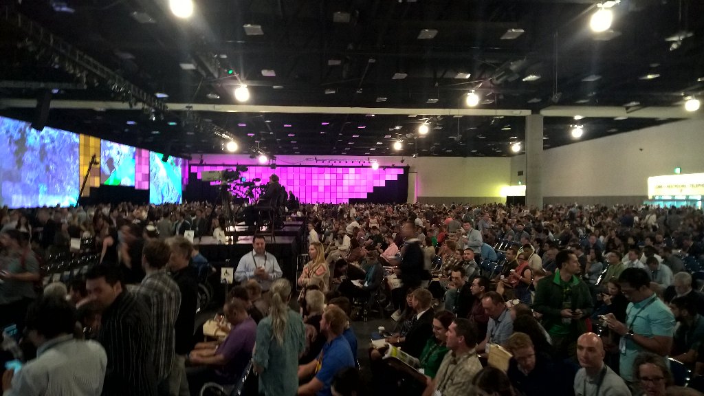 janjuul's tweet photo. Esri UC2016 about to launch. 17000 GIS people ready for an inspiring week bringing geographic insights #esriuc https://t.co/C4uXqQ2cuP