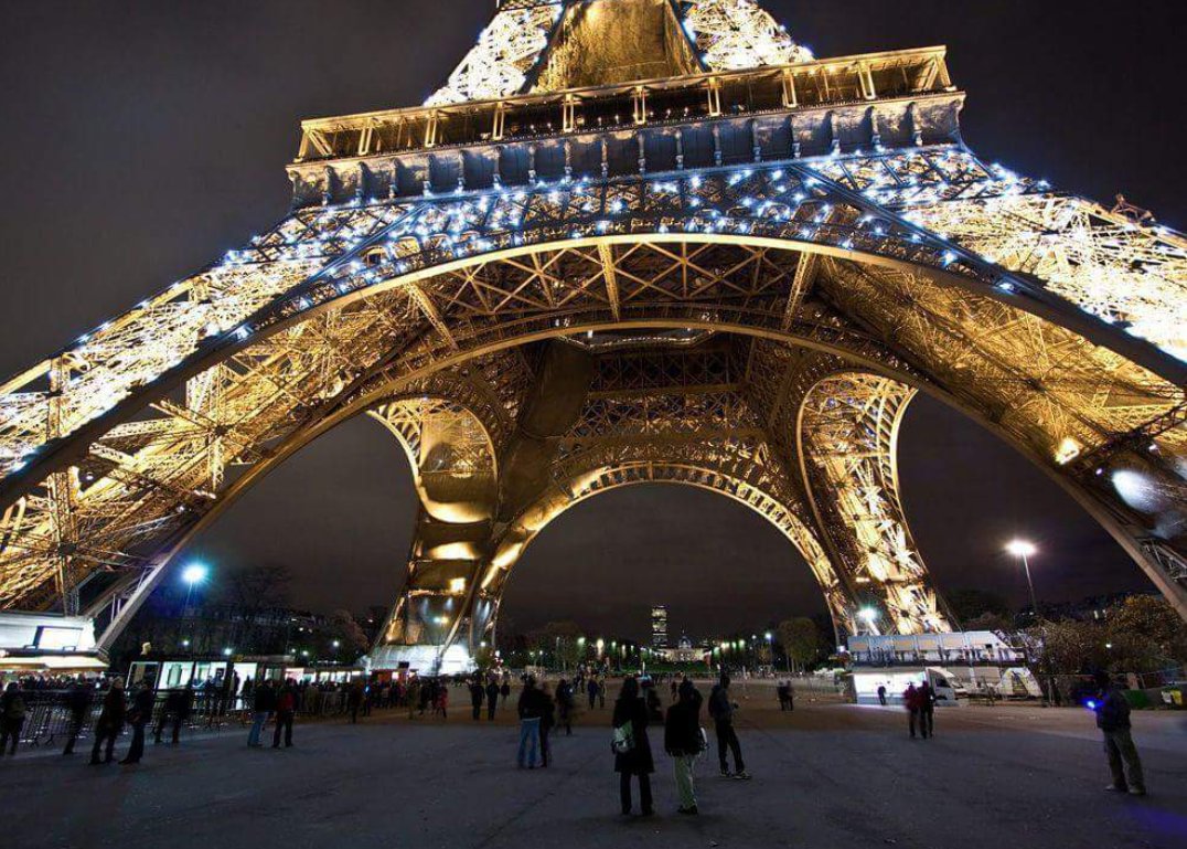 KrisDrive's tweet photo. Forfait paris by night 1 heure à partir de 180€ (champagne offert )
Kris drive limousine
06 23 29 74 31 https://t.co/rJBG3fVDv1