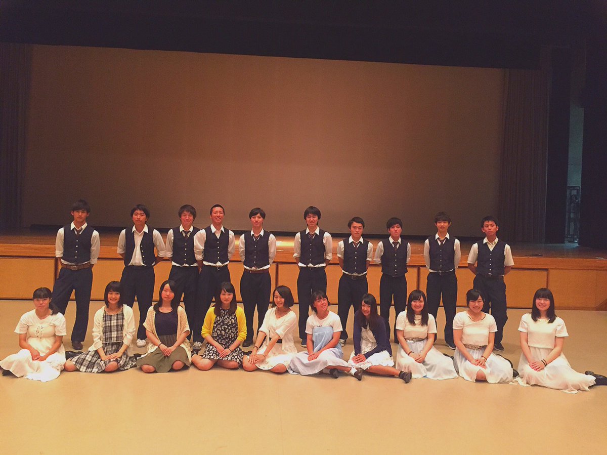 39_magic's tweet photo. 今日のLHRは舞踏会シーンの撮影でした！

内山の振り付けで『キングとクイーンのワルツ』を踊ったみんな、とっても綺麗に揃ってましたよ💃
そんななか、増子はソロで歌の撮影
なかなかキマってました(^^) 注目です！

#拡散希望 https://t.co/LMwzvraXxo