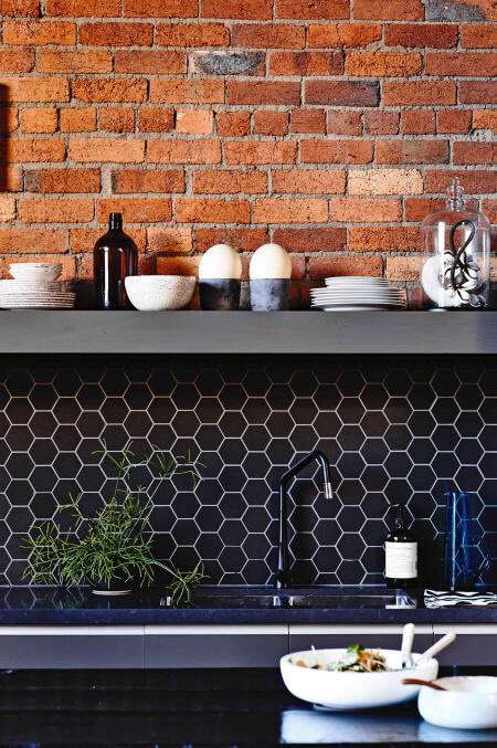 GirlInterior's tweet photo. #industrial + geometric tiles gives #cooledge via @insideoutmag X https://t.co/Tmjp2gziOC