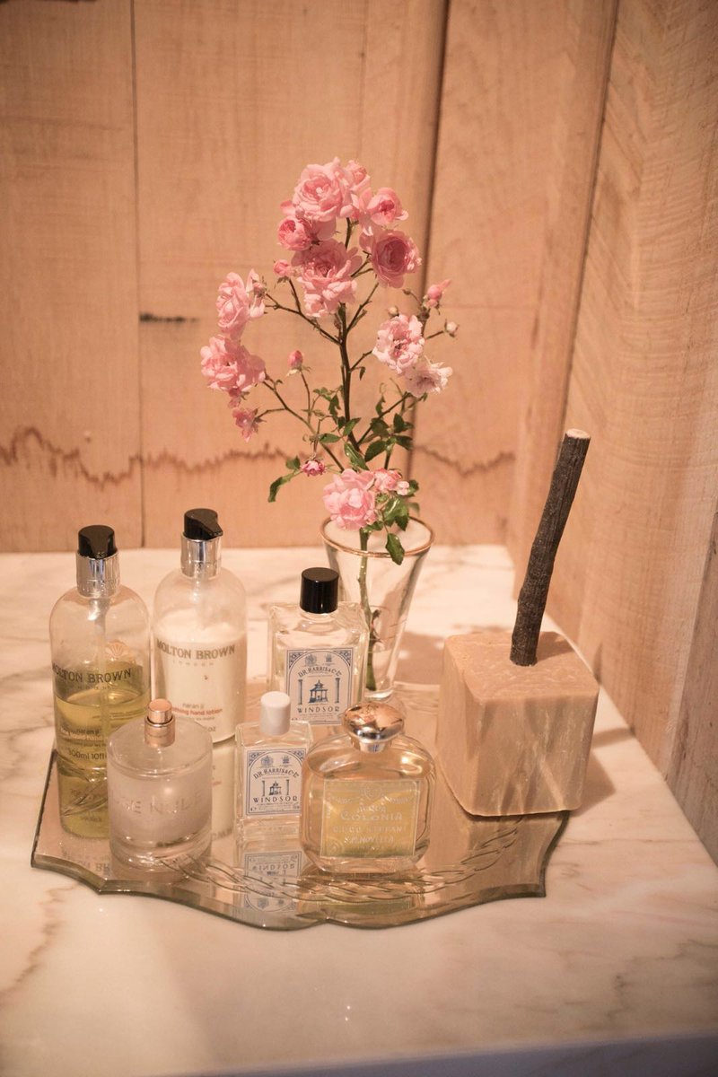 Nos gusta cuidar cada detalle.
Foto Juanlu Real
#pasionporaldeallana
#bodas #eventos