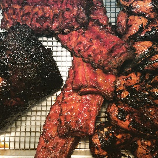 ShotgunBBQ's tweet photo. Gearing up for this #4thofJulyweekend with heaps of delicious bbq, punch and a table to fill with family &amp; friends https://t.co/uEXYtUlhA3