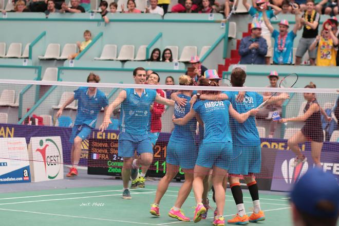 CEC_Badminton's tweet photo. Photos de la finale et de la joie des joueurs d'#IMBC92 avec info-Tours. #ECC16 #FFBaD
https://t.co/c74e1G2Sim https://t.co/UqXIzPf5Nc