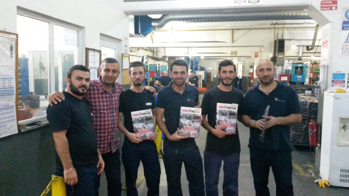 K.D.S.'e Çalışanlarına Türk Metal  Dergimizin 202.sayısı ulaştırıldı.