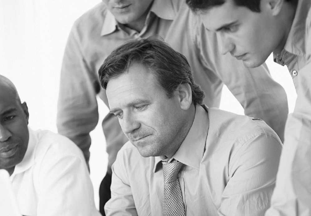 "Comment faire cohabiter jusqu'à 4 générations dans une entreprise...?" Une étude JLL.
bit.ly/2988QqN