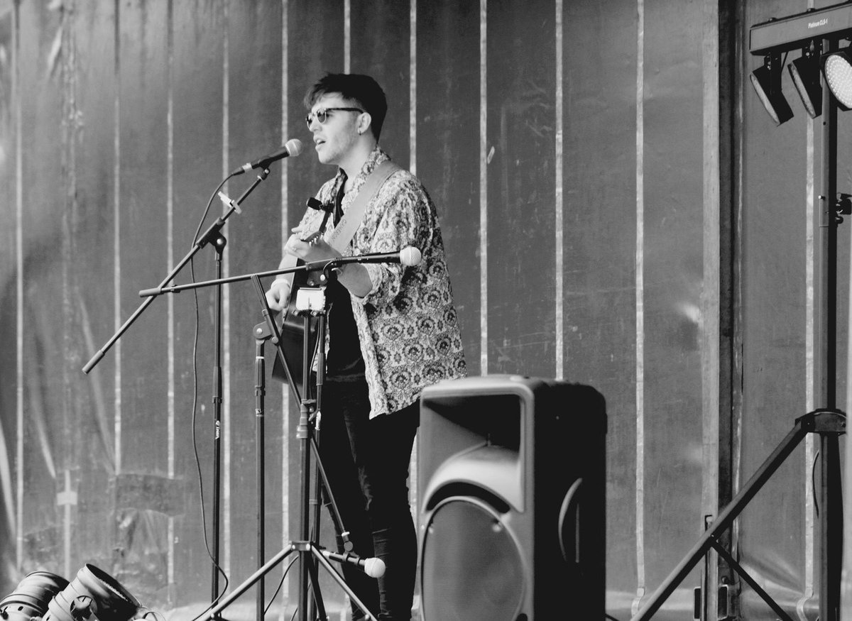 Camforrest97's tweet image. A photo from future fest!!! @GroveBooking