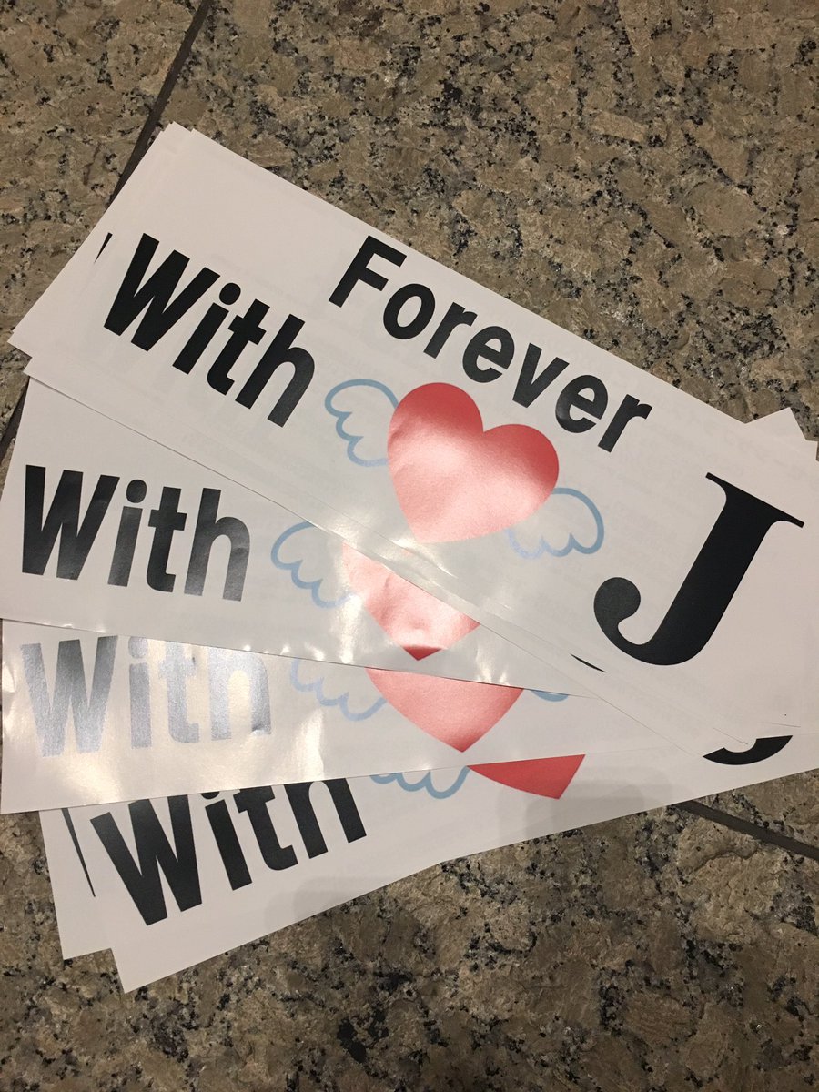 jessica_unionJP's tweet photo. サプライズ大成功でした！！皆さん、ご協力頂き本当にありがとうございます😭❤️最後はジェシカちゃんがスローガンを手に持ってくれて、感動しました❤️と言ってくれました🌟皆さんと素敵な思い出を作れて幸せです。本当にありがとうございました。 https://t.co/0vbhbSK8Xi