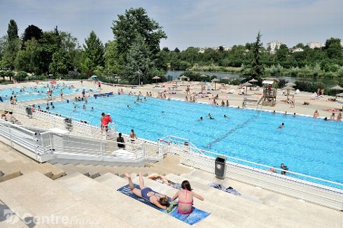 lyonne_fr's tweet photo. #étéYR Les bassins extérieurs du stade nautique d'#Auxerre ont rouvert https://t.co/7NEVDO2L2X https://t.co/6kuWKw9jda