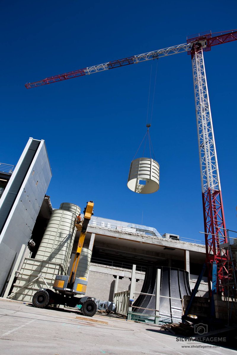 HurricaneFac's tweet photo. Our wind tunnel in Madrid is growing ! :) @Mzof_Mad @QuepasaenMadrid @TunnelFind @IndoorSkySource https://t.co/lKwwkBo78o