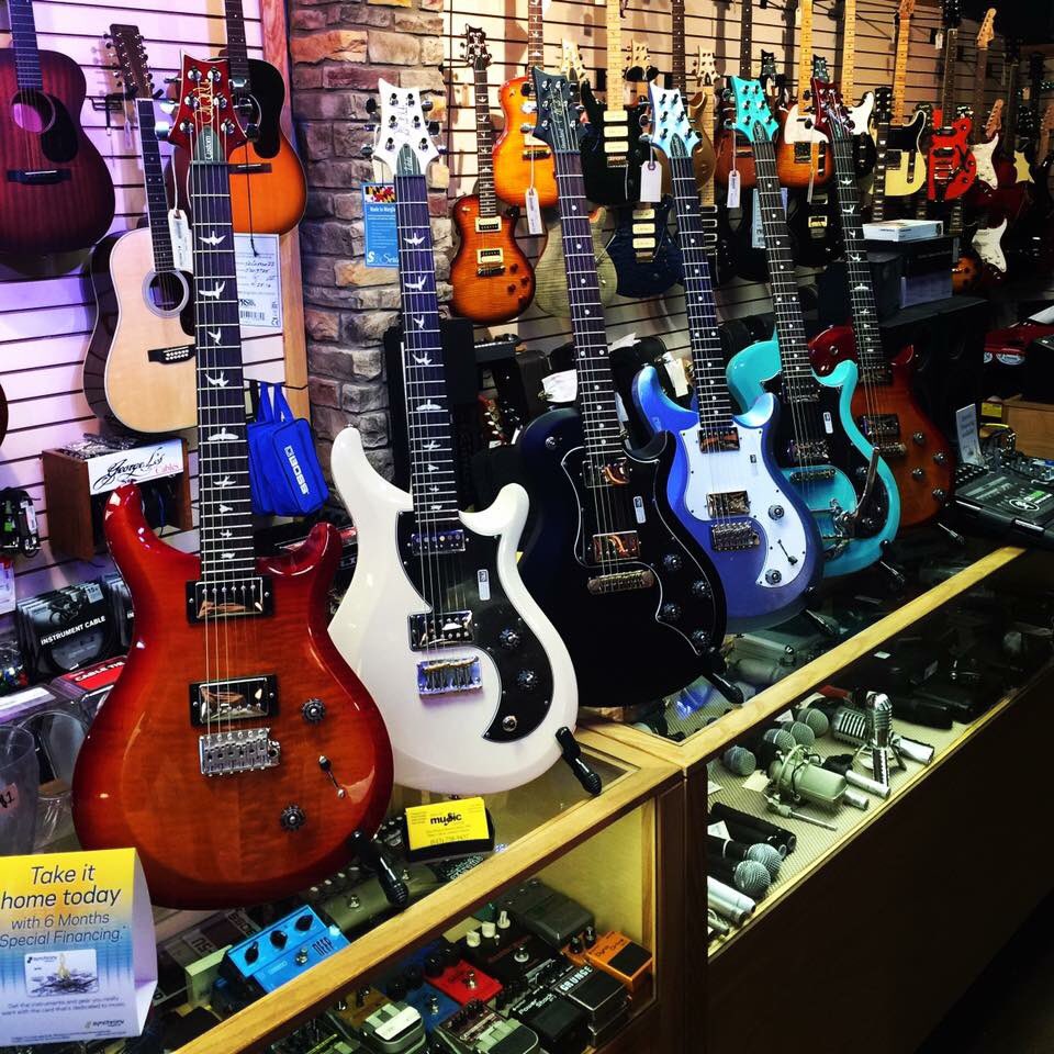 Shiloh_Music's tweet photo. It's hot out!!!! Come cool off and check out your next new guitar!!!
#prsguitars https://t.co/X6oNZ10bly