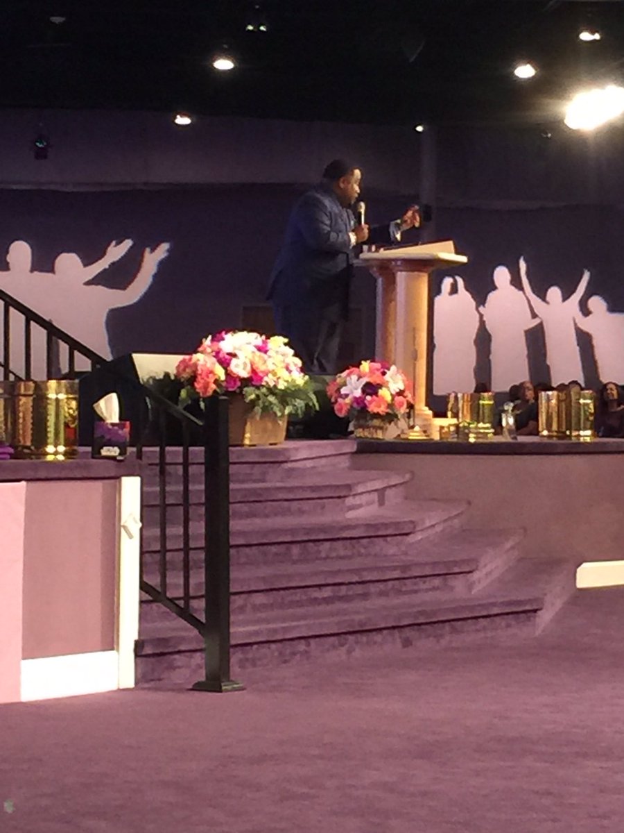 EB_MTChoir's tweet image. We are soooo proud of you sir! #standingtall #assignmentcompleted #Issachar @cedrouson @EarlBynum @themountleads