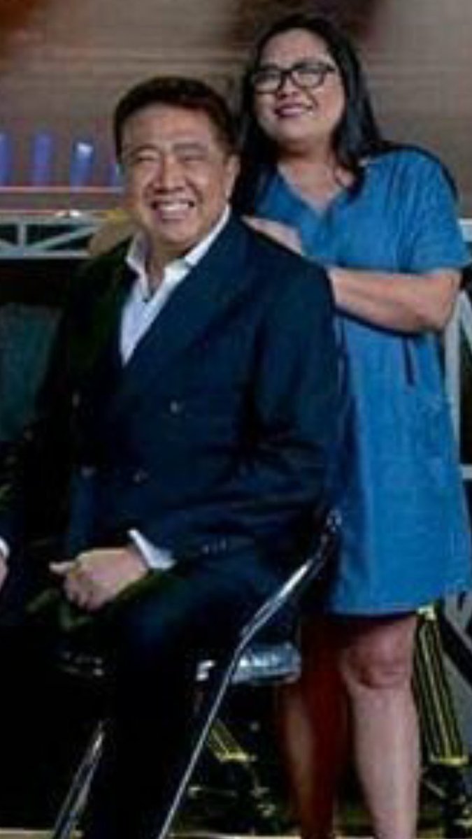 iAmydear's tweet photo. Ang bagong Love Team.
Kabahan na kayo, #ALDUB 😎😎😎
#JenTo FTW! 👊 https://t.co/HCJYMk7jgq
