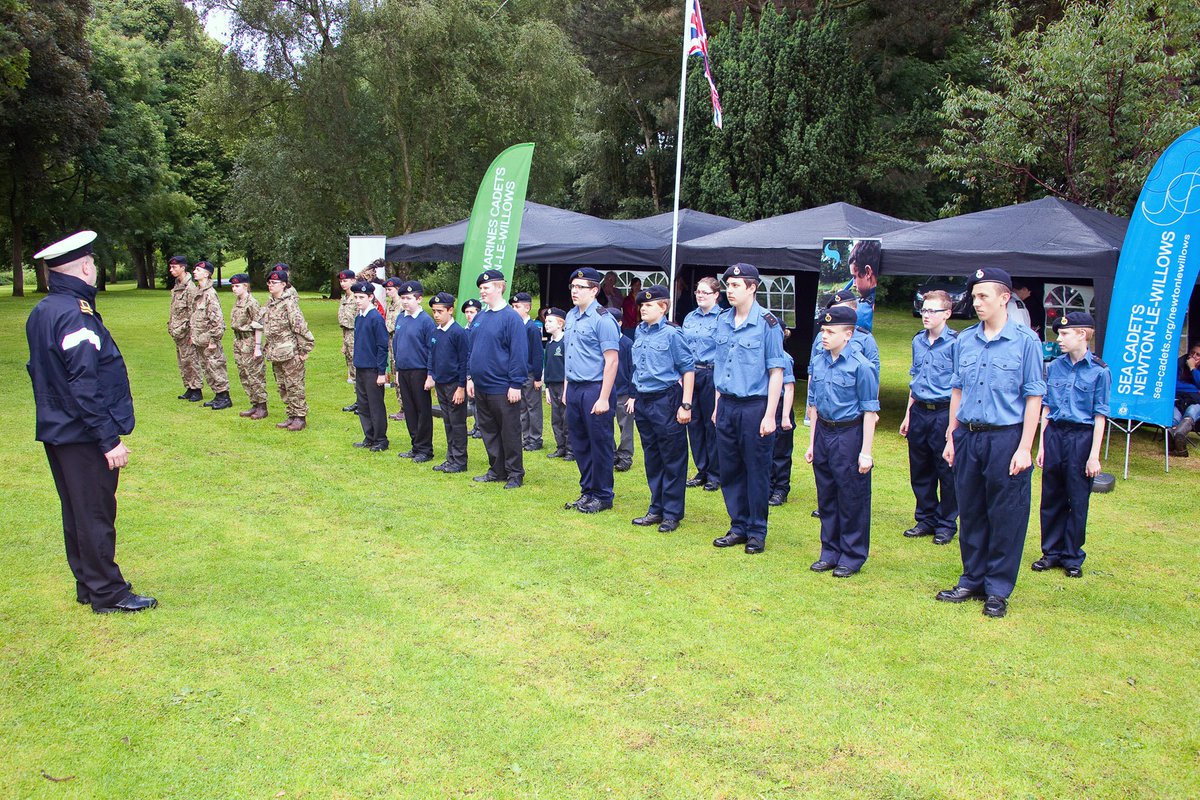 sthelenscouncil's tweet image. Some fantastic pictures from #ArmedForcesDay events at the weekend