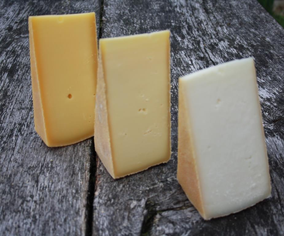 MeesterAffineur's tweet image. Our entries #ICA2016
MA Organic Saanen Goat Cheese 
MA Organic Montbéliarde 
MA Organic Blaarkop
#purebred #rawmilk