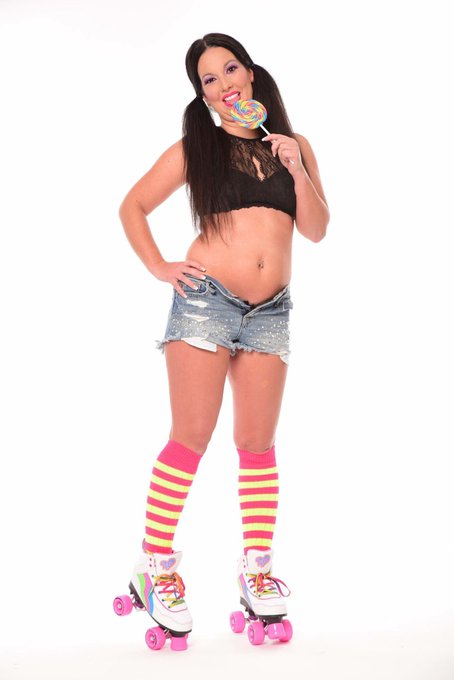 DANKE, auch nochmal an VISIT-X f&uuml;r das tolle Shooting :-* VISIT-X - sonst nix; und VISIT-X TV  Kiss Melli<a href="/tag/sweetmelli"class="tags"><span>#sweetmelli</span></a><a href="/tag/parkplatzluder19"class="tags"><span>#parkplatzluder19</span></a><a href="/tag/michaintim"class="tags"><span>#michaintim</span></a><a href="/tag/m%C3%B6"class="tags"><span>#m&ouml;</span></a>