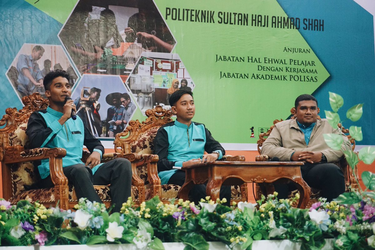 i_RapiPolisas's tweet photo. Forum mengenai indahnya berusrah bersama mahasiswa-mahasiswa baru ๐ #rapipolisas #bersediamemimpindanberdakwah https://t.co/FrFcMpvcmn