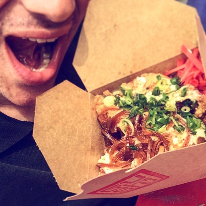 jesse_ship's tweet image. #gushiTO nanban aioli tower karaage. Japan knows fried chicken too. #oishi! #scaddingcourt ift.tt/1PudMlZ