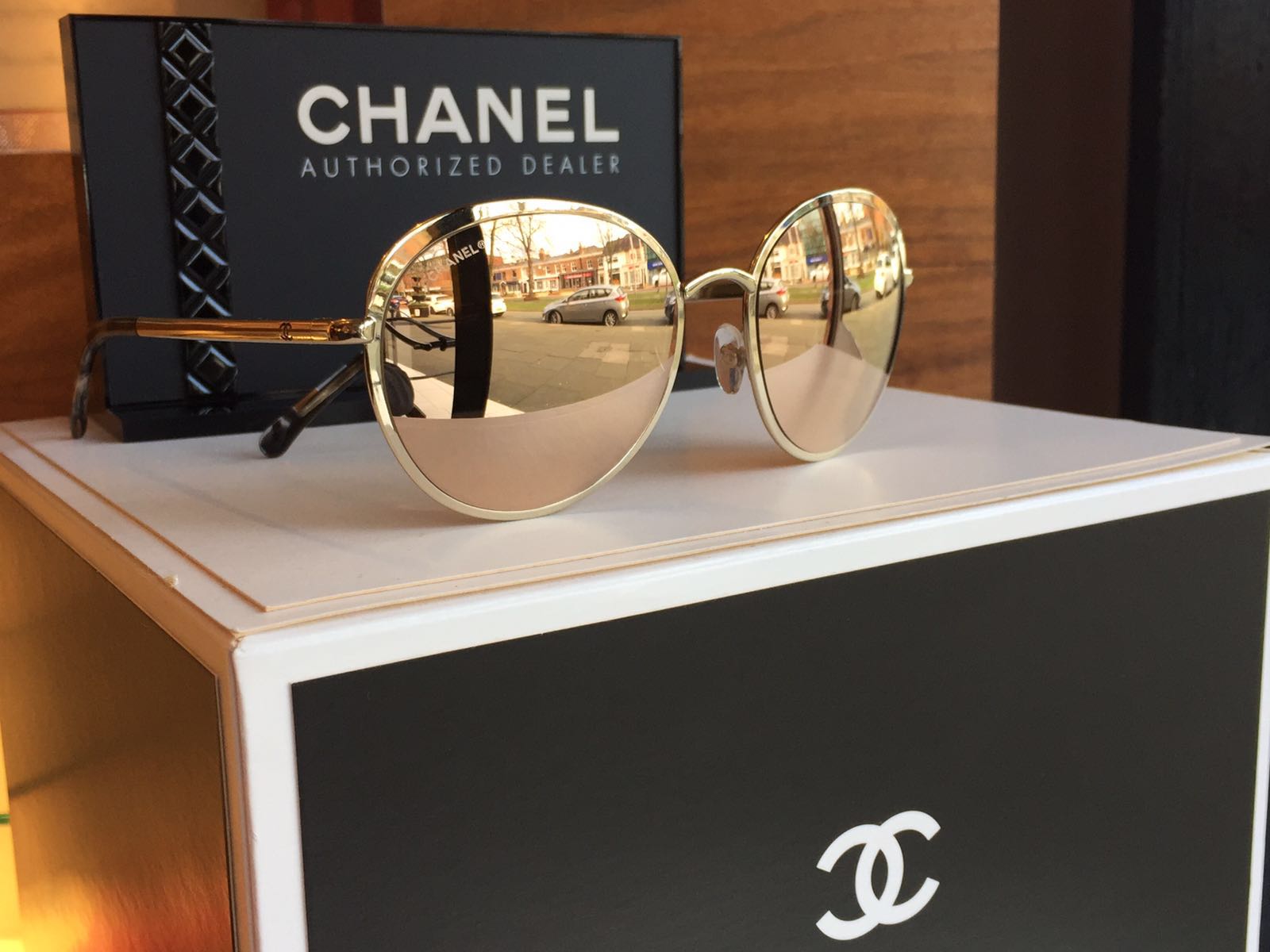 chanel sunglasses gold mirror