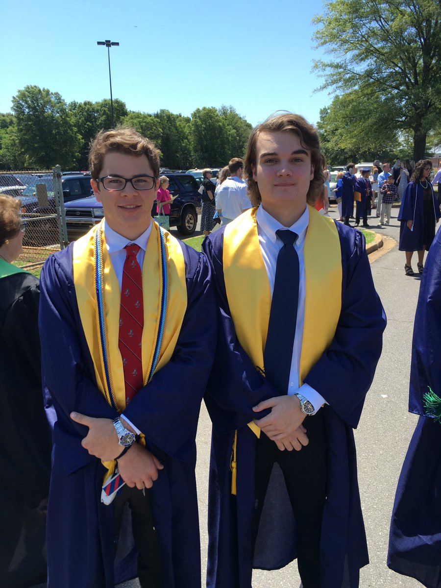 MatthewPhifer1's tweet photo. Happy birthday to man himself @JackSagraves https://t.co/bfouCrjyqM