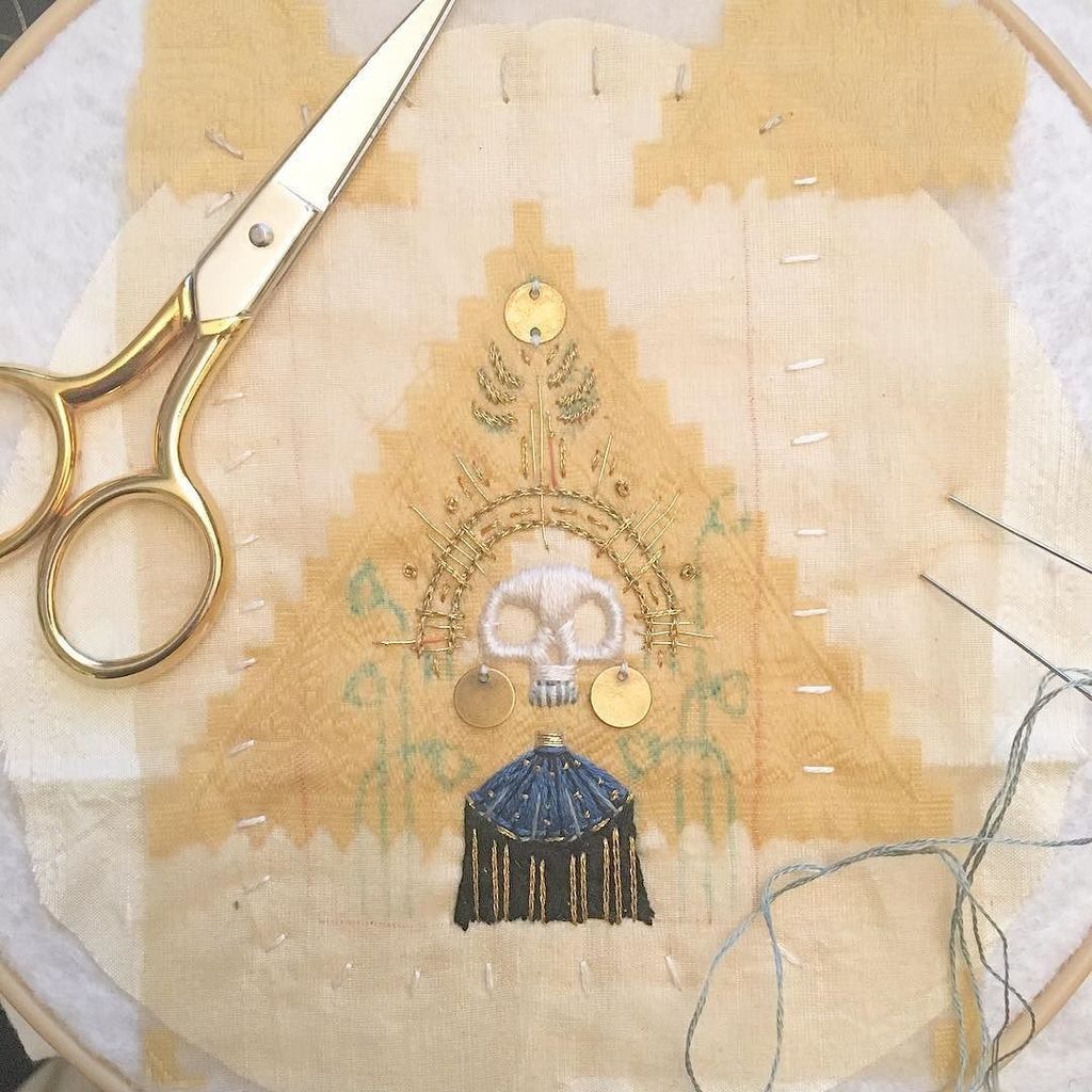 fearsomebeast's tweet photo. Progress progress. #craftsposure #abmcrafty #macabre #mementomori #embroidery #handembroid… https://t.co/uHXFWyKudN https://t.co/BBIUCpm49G