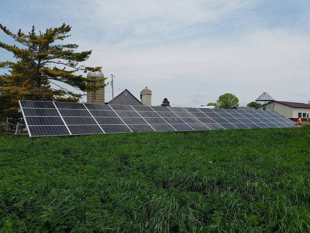 ☀️20kw solar ground mount system using <a href="/sunivasolarusa/">Suniva Inc.</a> panels #solarpower #greenenergy #20… ift.tt/1ZR77rZ