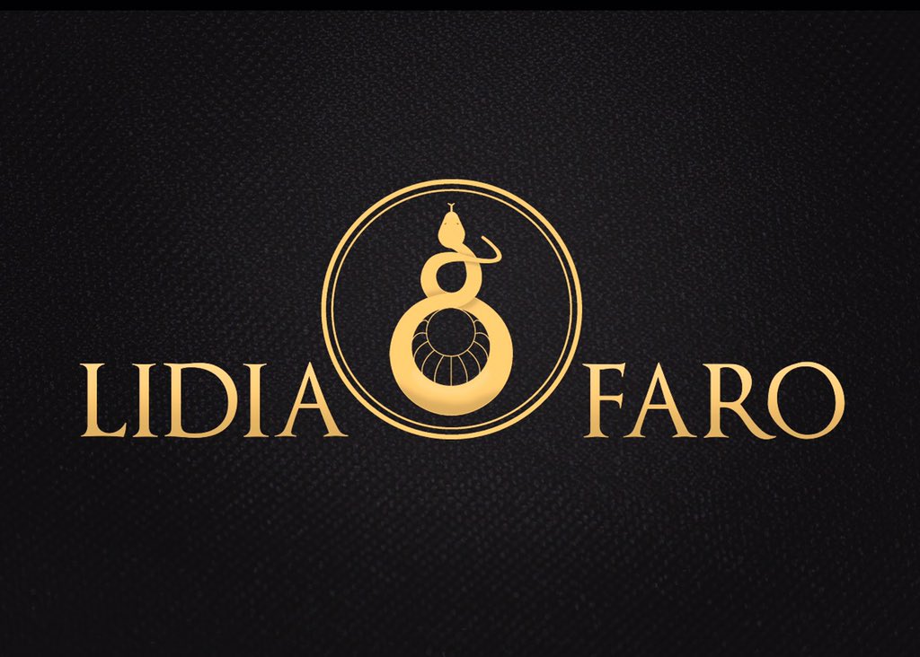 FaroLidia's tweet photo. Me encanta mi Logo! @BaquaraDesign #moda #FashionFromSpain #design #complementos #fashionladies #blog #bags #summer https://t.co/WAGR7xOV9l
