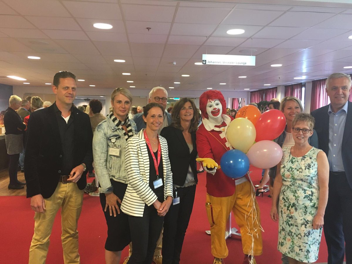 SuusKeulaerds's tweet photo. We did it !@RMcDHuisDenHaag en @RdGziekenhuis #huiskamer kinderafdeling! Trots op prachtig project.@Kinderfonds https://t.co/RE0rLDlQPx