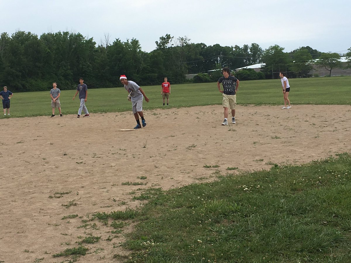 reneehink's tweet photo. #cmslegacy Round Two - think I have a better chance this hour! @kim_shaughnessy https://t.co/vNofDhuoDH