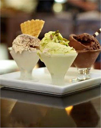 KanataFOODtruks's tweet photo. Come try some Award winning Gelato by @StellaLunaCafe at the Community Hub in #kanata #lunchtime #coolsnack #dessert https://t.co/zV2wak3g8x
