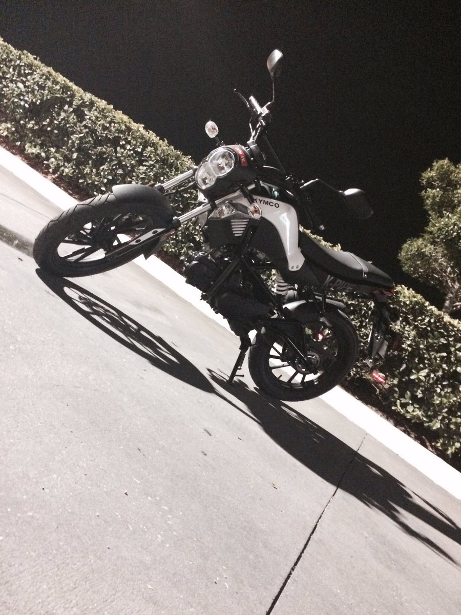 DJ_Flocko's tweet photo. Two wheels no Tuesday #kpipe125 #904gromsquad  @TunerMob https://t.co/wUwWk0kbcs