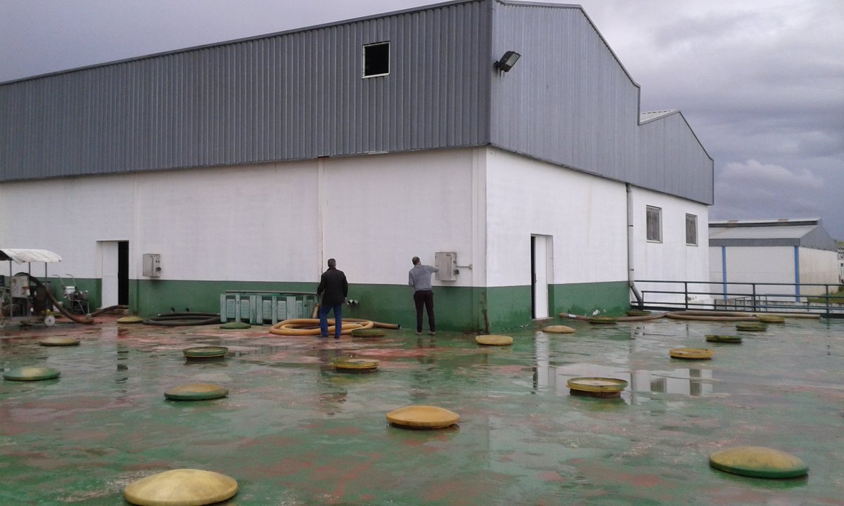 Impulsadp's tweet photo. Compañeros en una visita a las instalaciones de una #almazara en #Villafranca para realizar proyecto de ampliación https://t.co/ximTNJuFCO