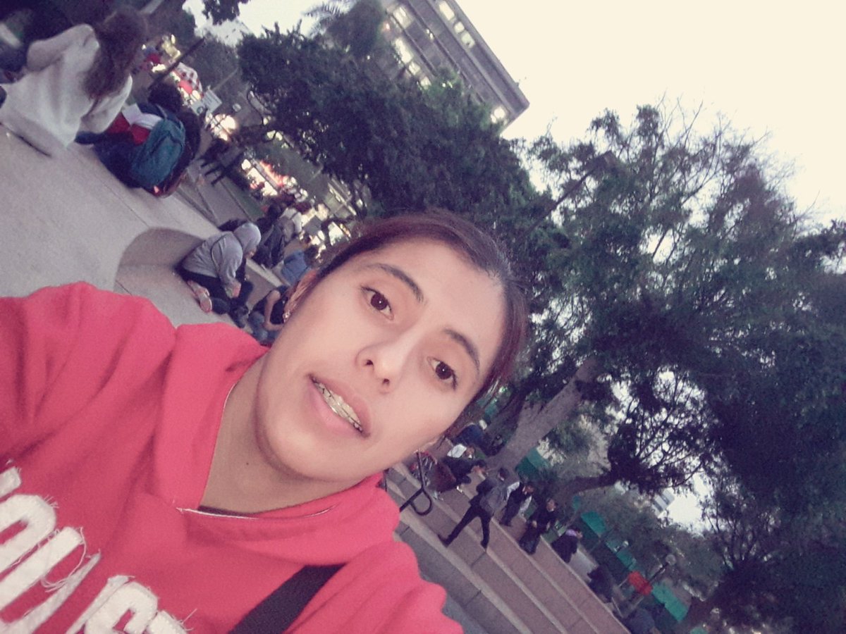 teesil18's tweet photo. Con Mi Bella Mami ❤❤ https://t.co/hHUuEEko0c