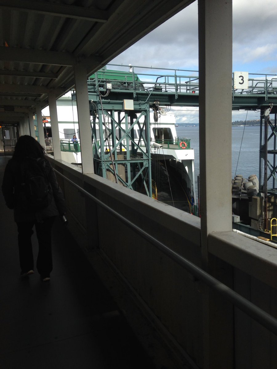 DebugDrawRay's tweet image. Taking a trip across the water! #notgamedev #notindiedev