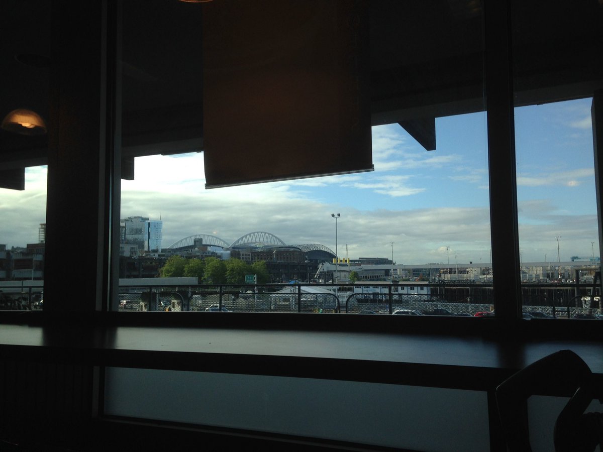DebugDrawRay's tweet image. Taking a trip across the water! #notgamedev #notindiedev