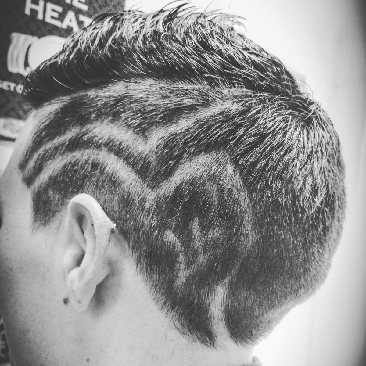 Doing a bit of free style on the willing!!💈🖼🔥