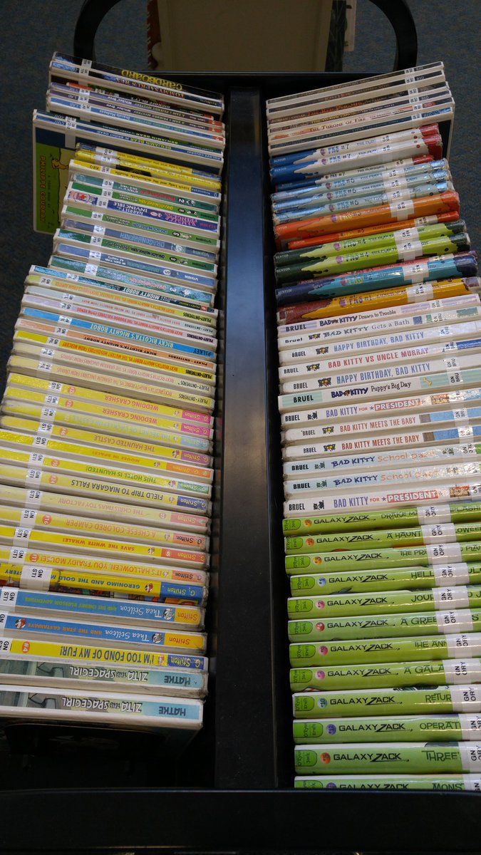 BenferKISD's tweet photo. Updating and reorganizing the #BenferLibrary! Creating a graphic novel section! #BobcatsRead @KleinLibraries https://t.co/HMLQv3rloi