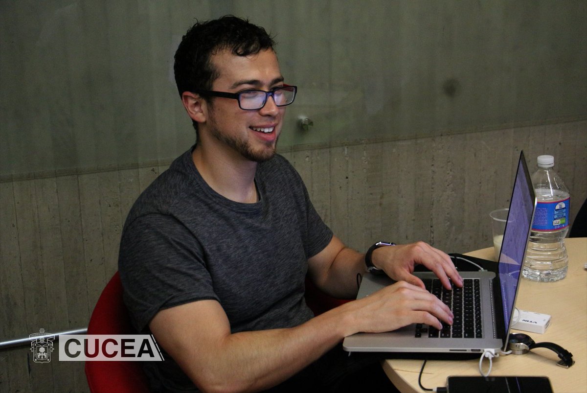 CUCEA_OFICIAL's tweet image. La Universidad de Texas El Paso @utep está presente para ser parte de #SmartCitiesHack que da inicio del día de hoy.