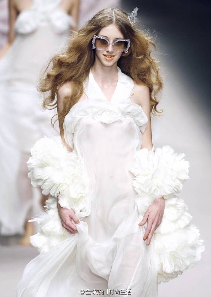 TopFashionable's tweet photo. Sonia Rykiel 2 #fashion #Sonia #Rykiel https://t.co/c5lKFARIhL