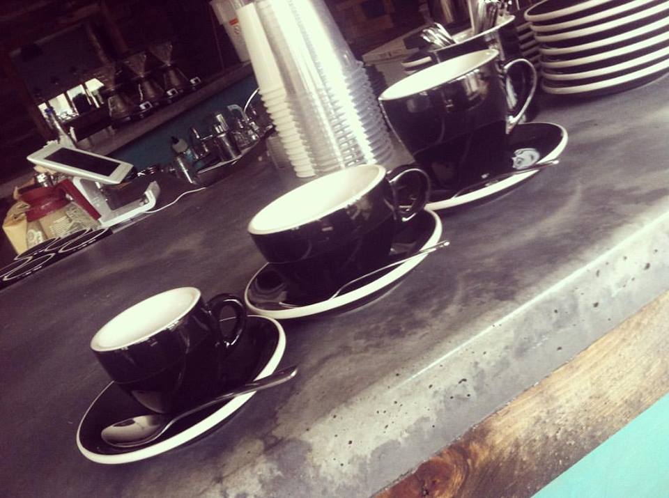 ContrastCoffee's tweet photo. The latest ceramics!! 
#eplife #coffeeshop #thirdwave #Michigan #latteart https://t.co/HWK5sIrFl7
