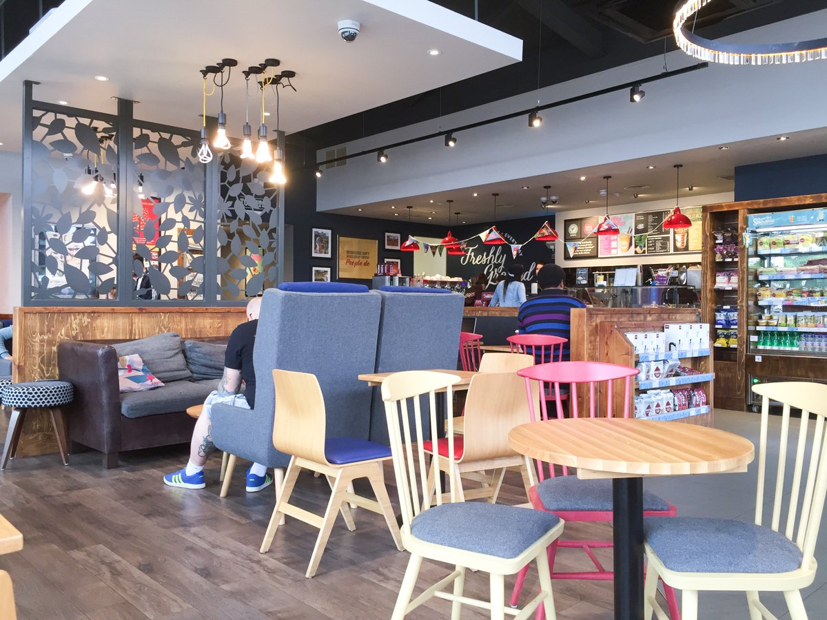 Finally got top stop off at the recently completed Costa Drive thru, Colonnades Leisure Park,A23 Purley Way,Croydon