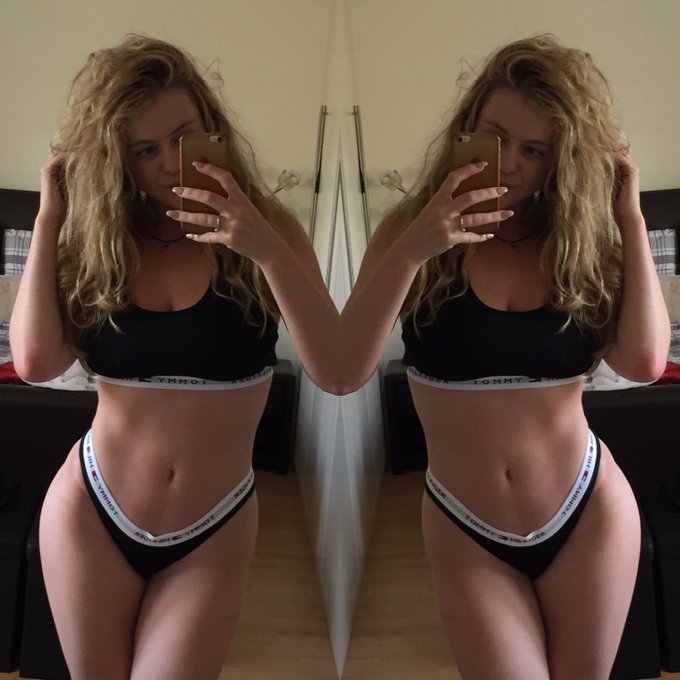 Hour left on webcam #adultwork #babestationcams #skype https://t.co/CNmY2hX5Nj<a href="/tag/adultwork"class="tags">#adultwork</a><a href="/tag/babestationcams"class="tags">#babestationcams</a><a href="/tag/skype"class="tags"><span>#skype</span></a>