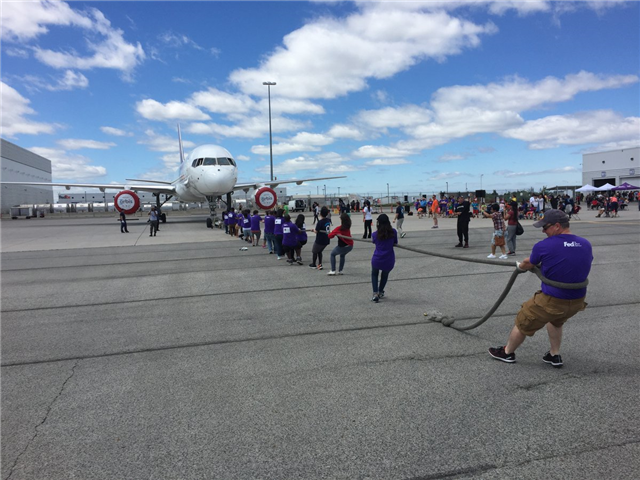 OConnorShane's tweet photo. .@OrbisCA #PullForSight2016 .@FedEx YYZ hub > $130K! https://t.co/IXU8ZZUg9x https://t.co/tzmUZJNURJ #TeamFedEx https://t.co/GoGvvDAoSW