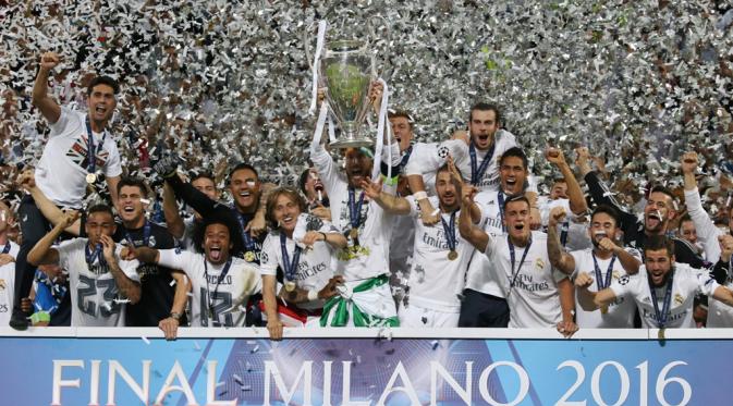 KaosViralDotCom's tweet photo. #WL12
Final UCL 2016 Milano Set (Real Madrid)
Patch Remake HK
MDT Remake HQ https://t.co/FRO01rk4ER