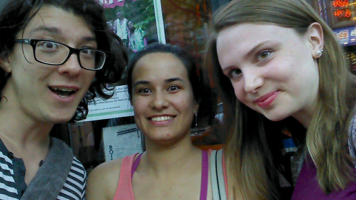 LilBRainCloud's tweet photo. @sextrex #FridgeHorror (and friend) had a blast seeing Wasteland.You guys #KILLEDit #fringebuzz #gutsfordays https://t.co/mCAf9aQVfj
