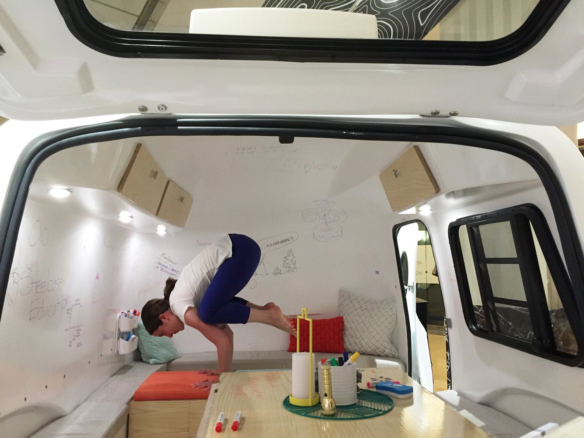 IdeaPaint's tweet photo. When you're a yogi in a thinktank, you can #yogaanywhere and #thinktankanywhere. #NeoCon2016 https://t.co/Cvdw5oO15M