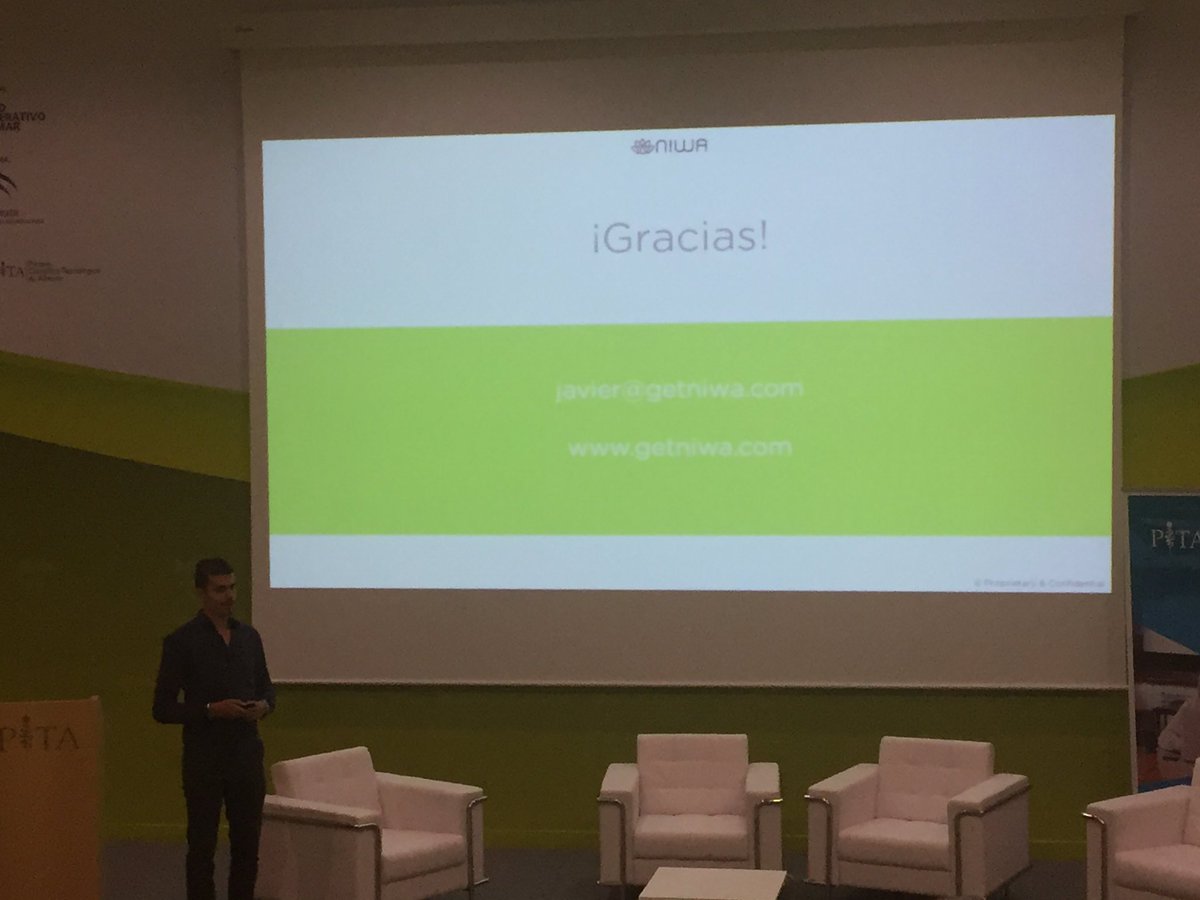 A_Domene's tweet photo. #foodture16 empieza con #agrokaam y #niwa...ahora el turno de #modpow...fantásticos emprendedores https://t.co/XUKLxUoboj
