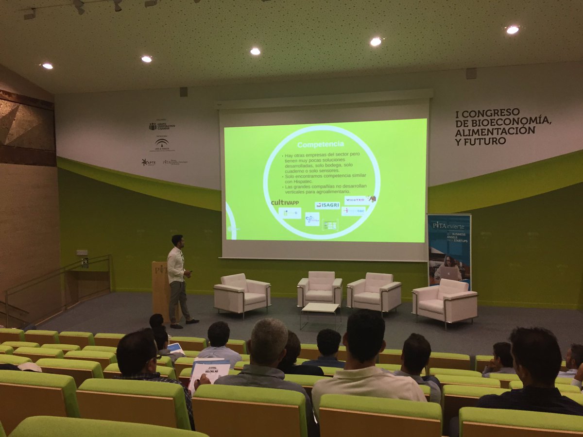 A_Domene's tweet photo. #foodture16 empieza con #agrokaam y #niwa...ahora el turno de #modpow...fantásticos emprendedores https://t.co/XUKLxUoboj